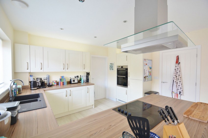 Images for Saxon Square, Thame