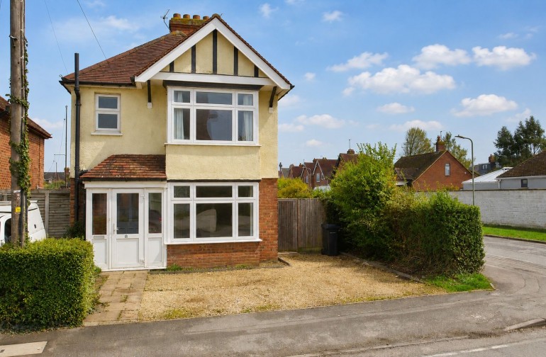 Queens Road, Thame