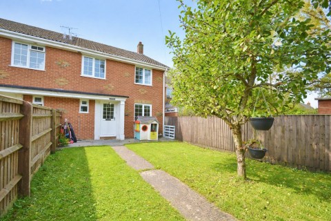 View Full Details for London Road, Postcombe