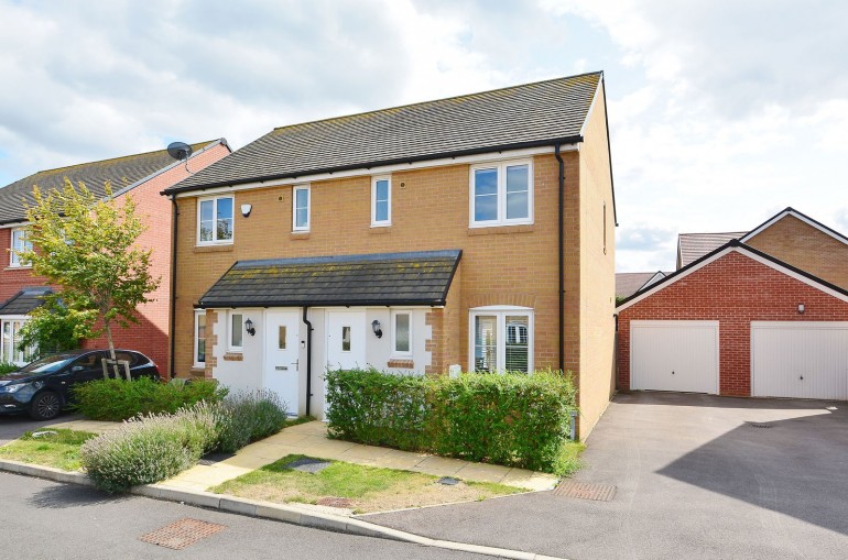 Robin Gibb Road, Thame