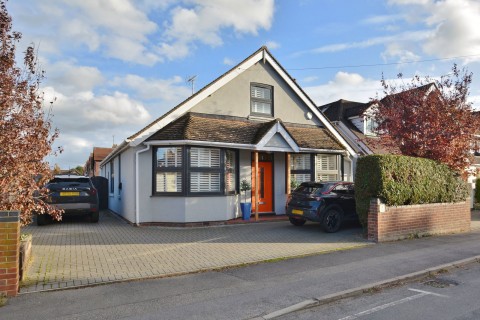 View Full Details for Queens Road, Thame
