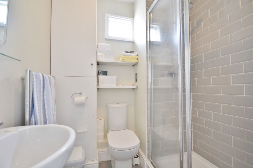 Images for Queens Road, Thame