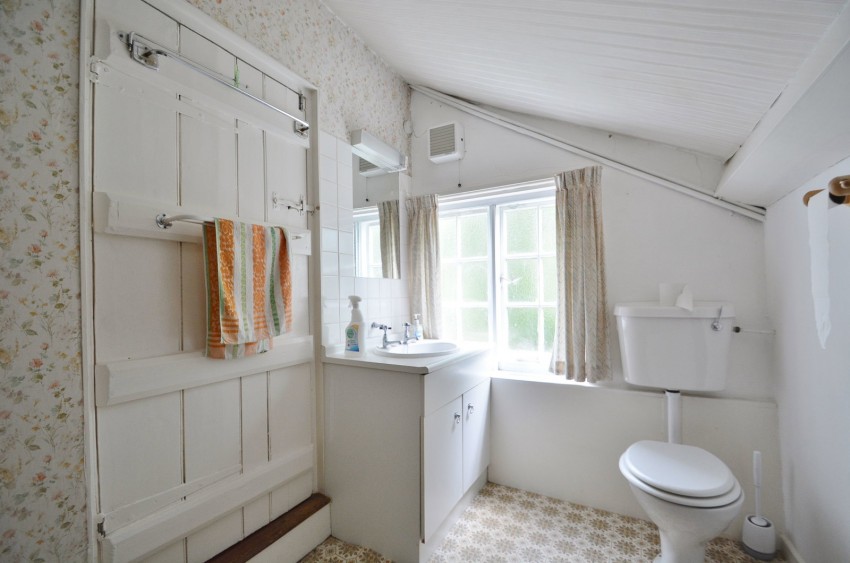 Images for Worminghall Road, Oakley
