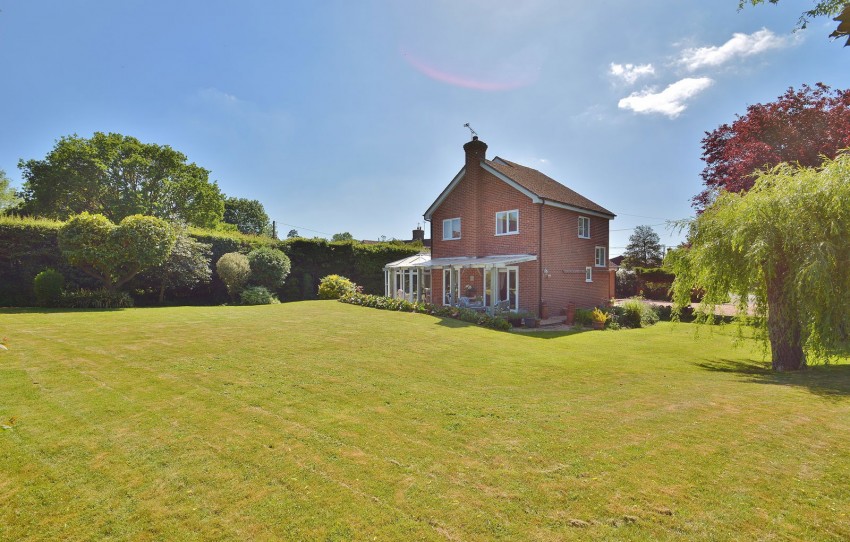 Images for Three Gables, High Street, Ludgershall