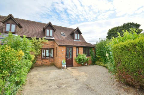 View Full Details for The Lawns, Brill, Buckinghamshire, HP18 9SN