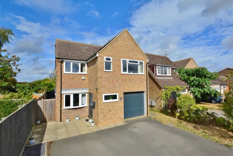 View Full Details for Cavendish Walk, Thame