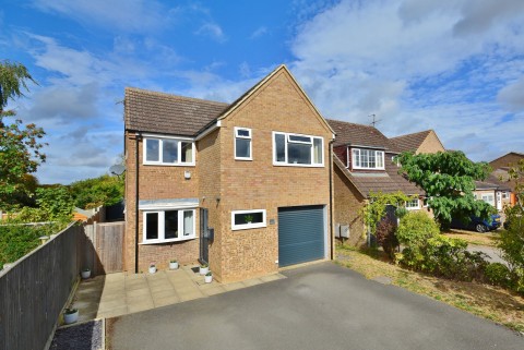 View Full Details for Cavendish Walk, Thame