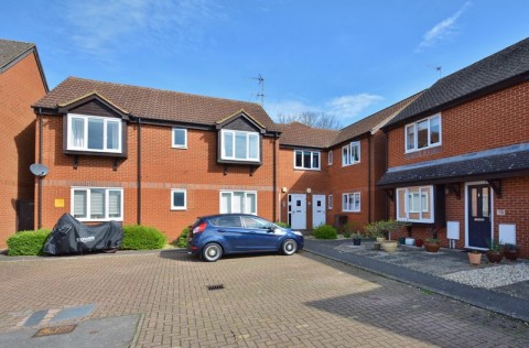 View Full Details for Abingdon Close, Thame