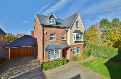View Full Details for John Fulkes Avenue, Thame