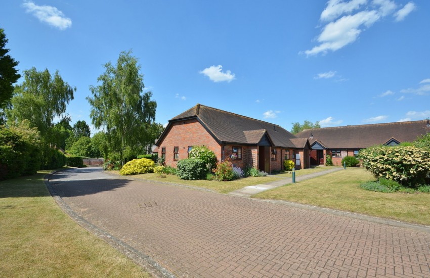 Images for The Homestead, Thame