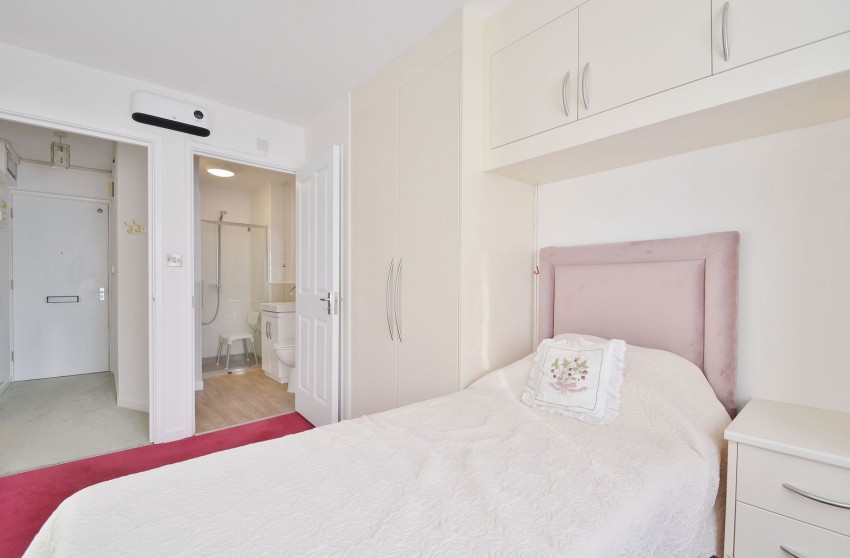 Images for Sharman Beer Court, Thame