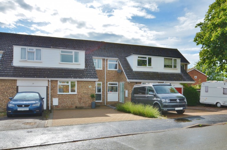 Ormond Road, Thame, Oxfordshire, OX9 3XN