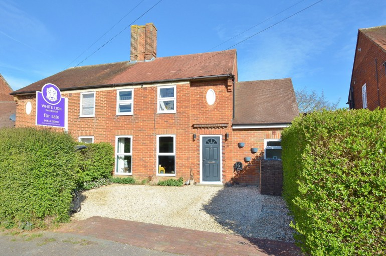 Churchill Crescent, Thame, OX9 3JN