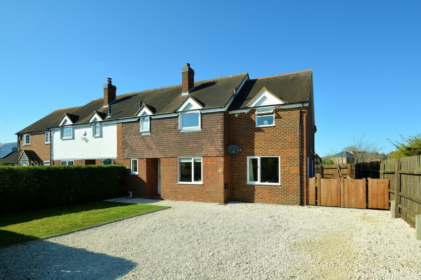 Images for Elmwood Close, Oakley