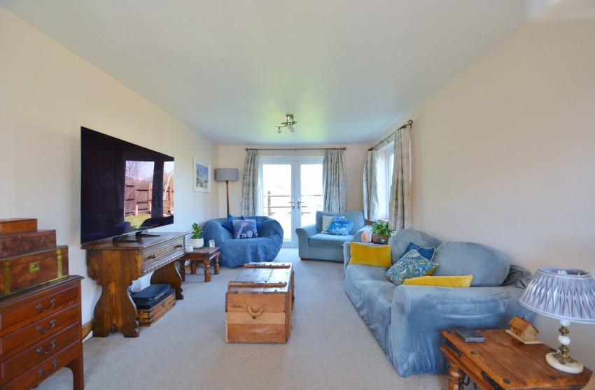 Images for Elmwood Close, Oakley