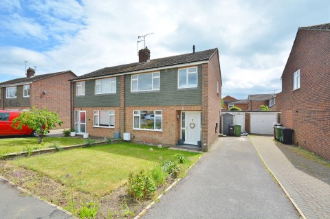 View Full Details for Holliers Close, Thame